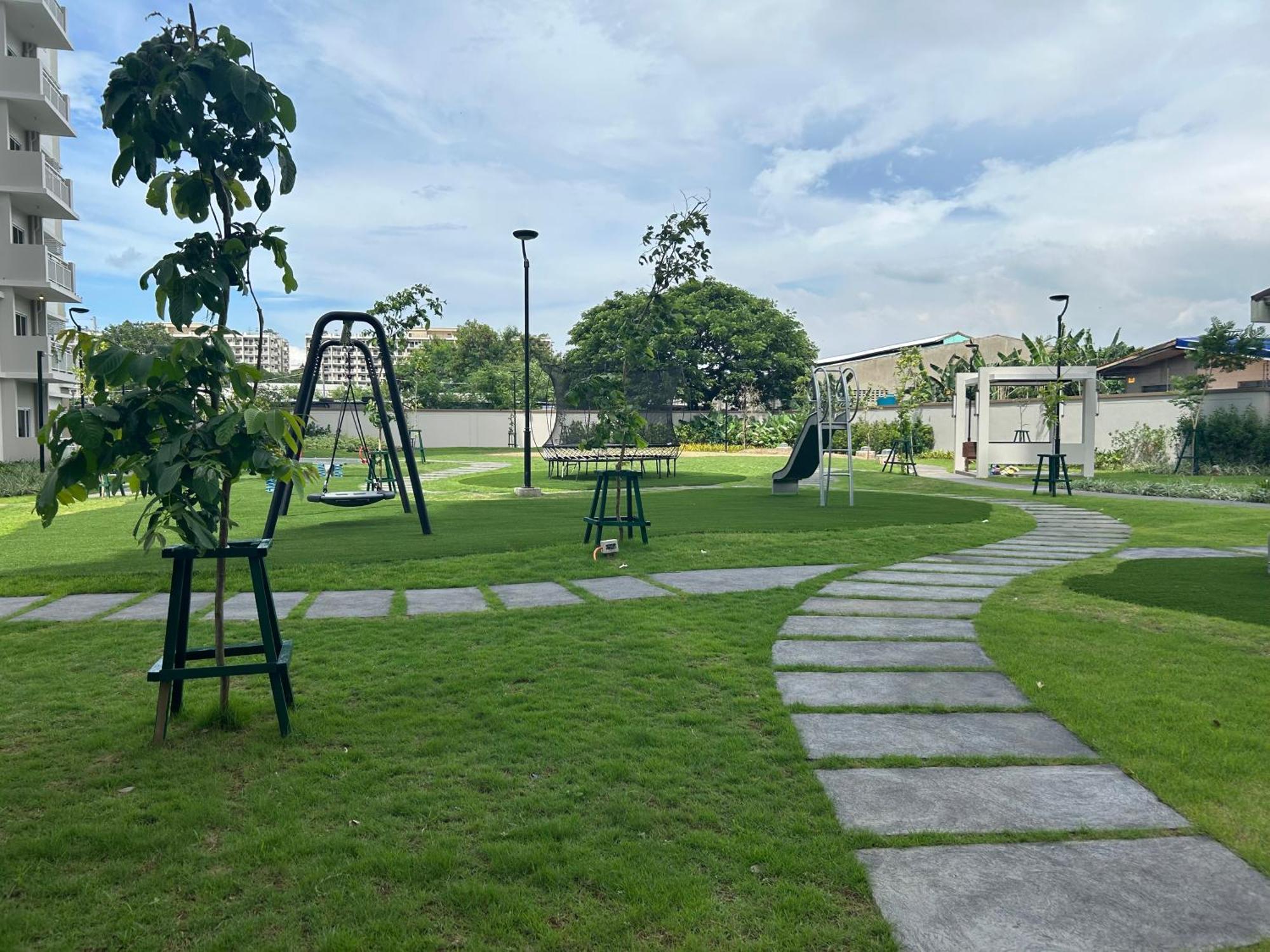 The Atherton Paranaque City Exterior foto
